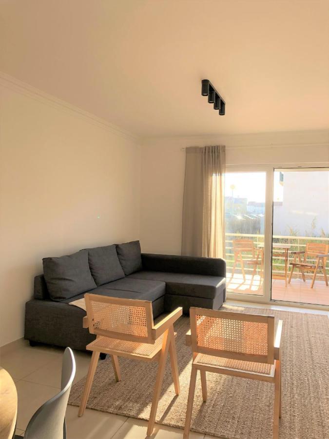 Sea Avenue House - Center Baleal - Surfboard Included Apartment Ferrel  Ngoại thất bức ảnh