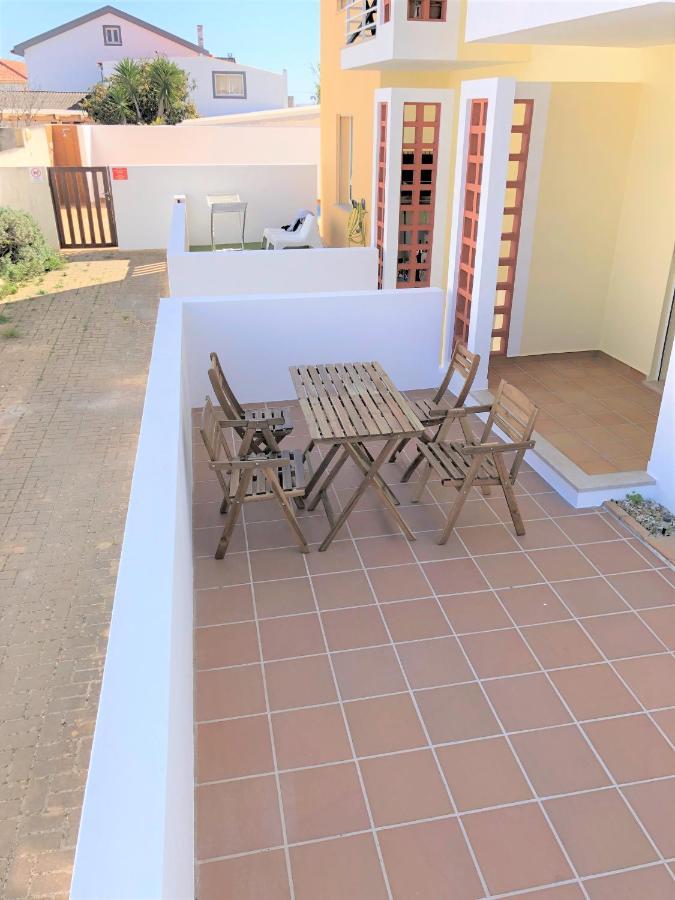 Sea Avenue House - Center Baleal - Surfboard Included Apartment Ferrel  Ngoại thất bức ảnh