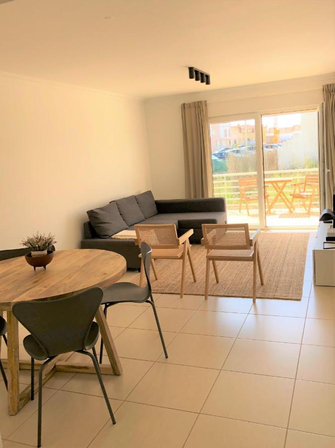Sea Avenue House - Center Baleal - Surfboard Included Apartment Ferrel  Ngoại thất bức ảnh